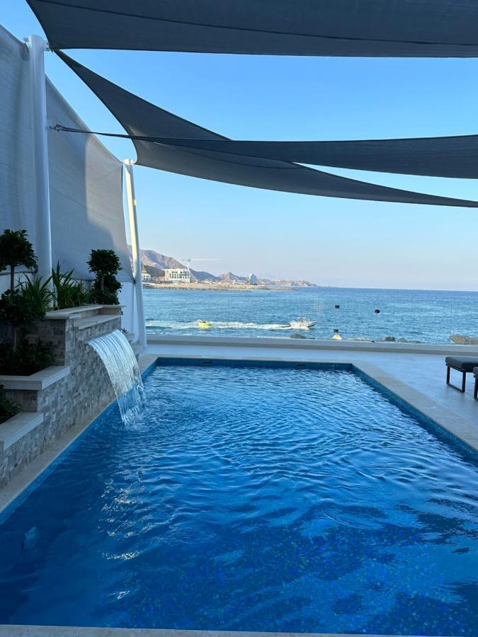 Al Dana Sea View Villa Fujaïrah Extérieur photo